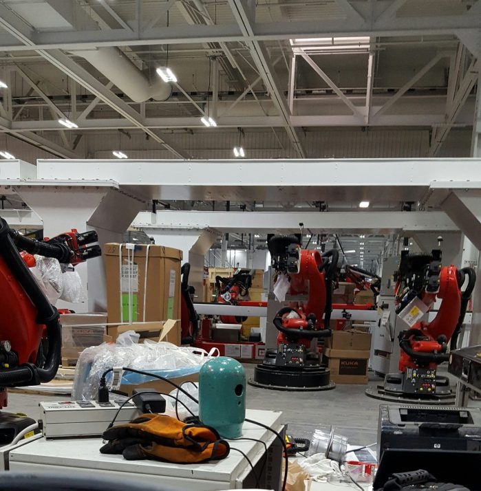 Kliknite na obrázok pre väčšiu verziu

Meno:	kuka-tesla-model-3-9.jpg
Videní:	214
Veľkosť:273,9 KB
ID:	16443