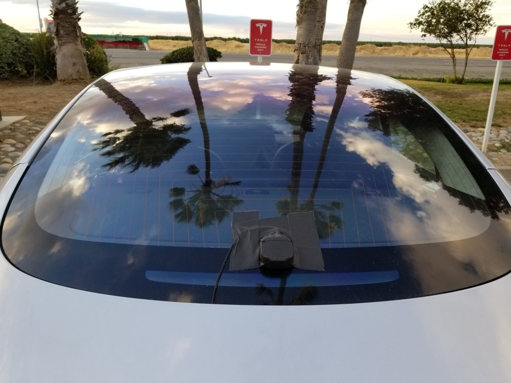 Kliknite na obrázok pre väčšiu verziu

Meno:	14-bfuad84tesla-model-3-silver.jpg
Videní:	286
Veľkosť:277,0 KB
ID:	15928