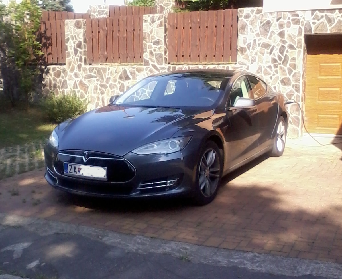 Kliknite na obrázok pre väčšiu verziu

Meno:	teslaza2.jpg
Videní:	211
Veľkosť:328,7 KB
ID:	5085