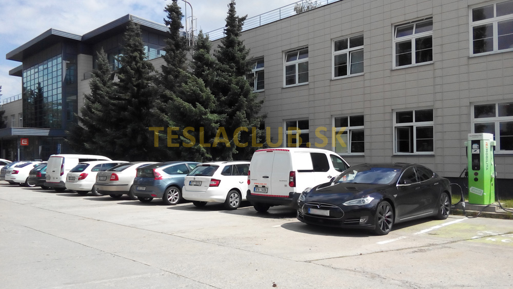 Click image for larger version  Name:	Zaluzanska1289.jpg Views:	10 Size:	204.2 KB ID:	10113