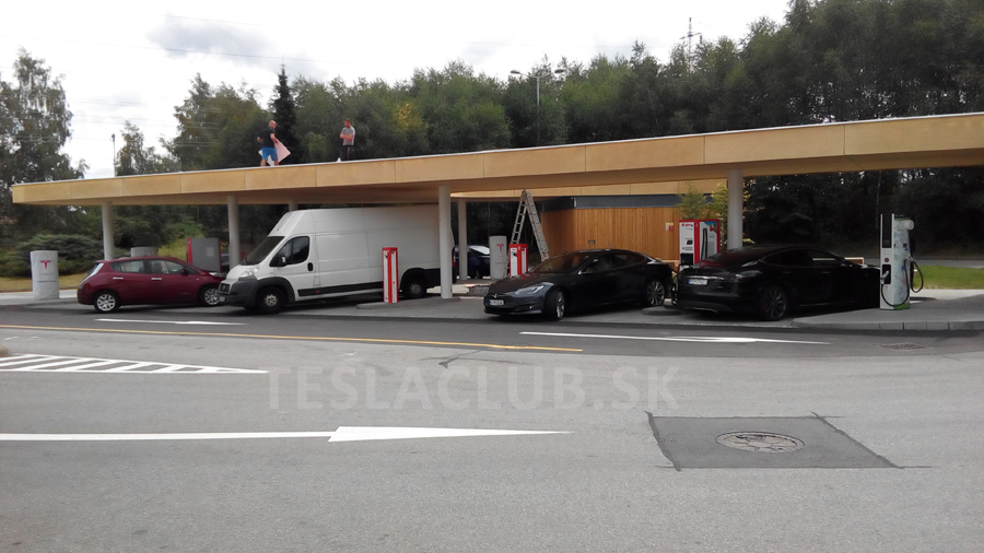 Kliknite na obrázok pre väčšiu verziu

Meno:	superchargerhumpolec1.jpg
Videní:	320
Veľkosť:146,6 KB
ID:	9981