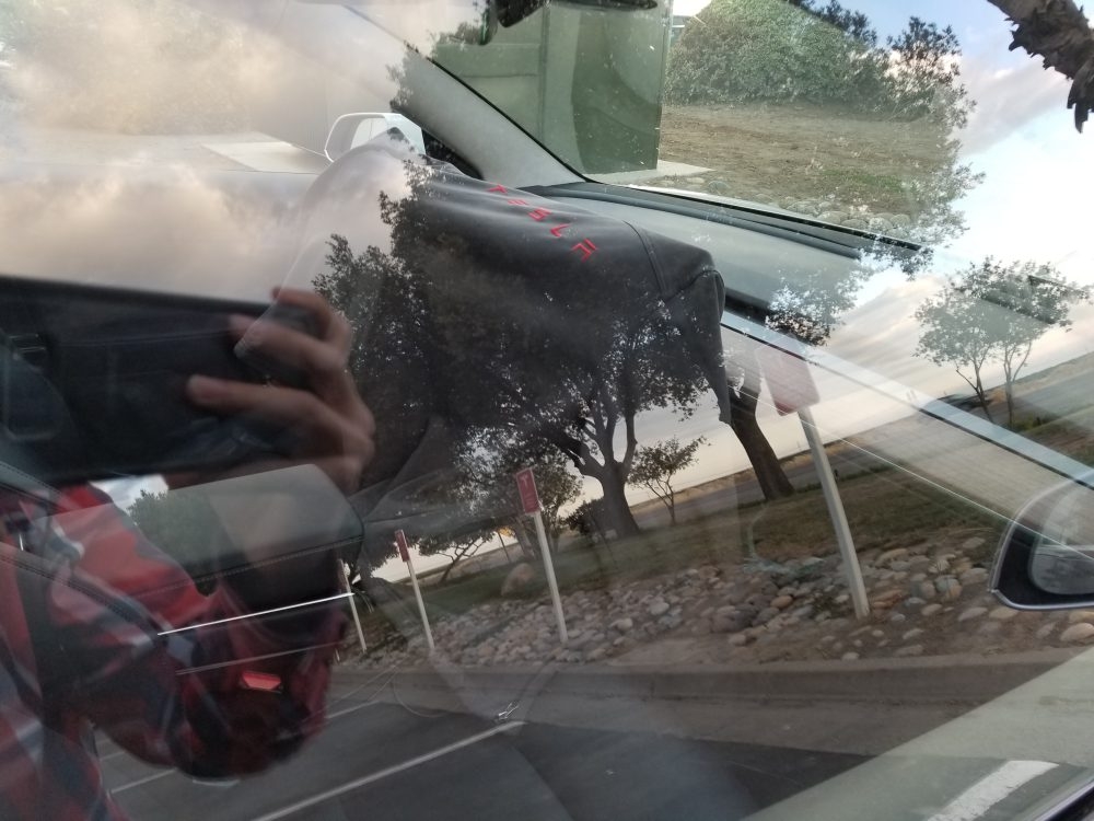 Kliknite na obrázok pre väčšiu verziu

Meno:	16-tg8v26vtesla-model-3-silver.jpg
Videní:	295
Veľkosť:302,6 KB
ID:	15924