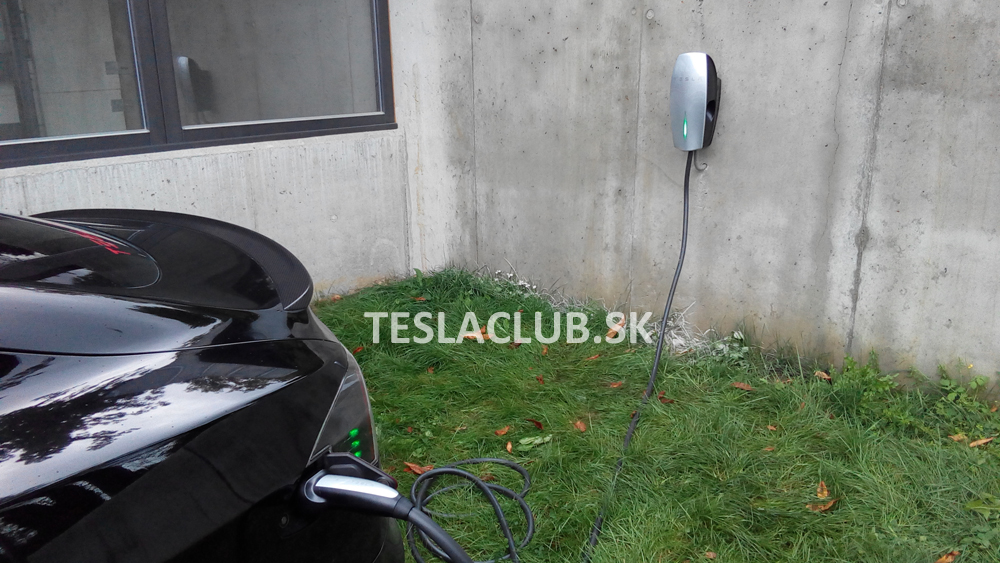 Kliknite na obrázok pre väčšiu verziu

Meno:	teslacharger.jpg
Videní:	249
Veľkosť:427,4 KB
ID:	10834