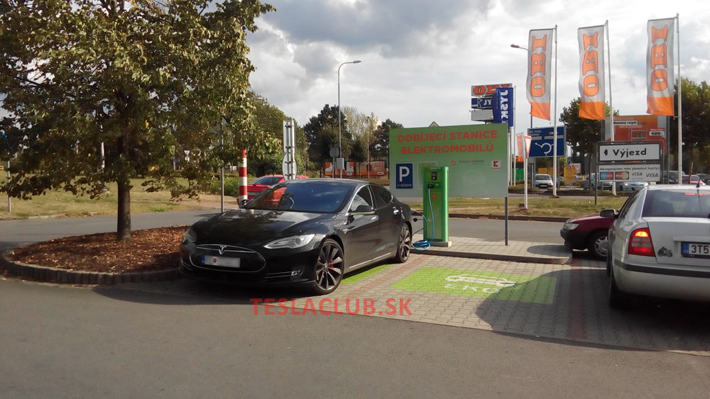 Click image for larger version  Name:	KauflandOstrava.jpg Views:	15 Size:	232.3 KB ID:	10139