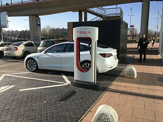 Kliknite na obrázok pre väčšiu verziu

Meno:	Tesla3-3.JPG
Videní:	476
Veľkosť:880,0 KB
ID:	30121