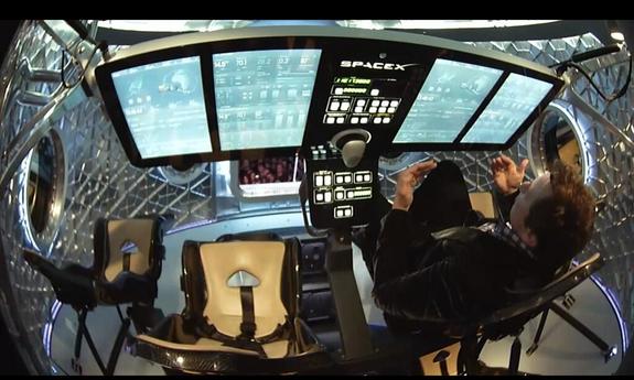 Kliknite na obrázok pre väčšiu verziu

Meno:	dragon-v2-musk-interior.jpg
Videní:	140
Veľkosť:41,6 KB
ID:	8624