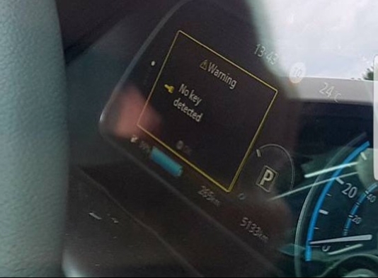 Kliknite na obrázok pre väčšiu verziu

Meno:	Nissan-LEAF-spyshot-via-Facebook-Nicolas-Dufresne-dashboard.jpg
Videní:	148
Veľkosť:103,1 KB
ID:	16867