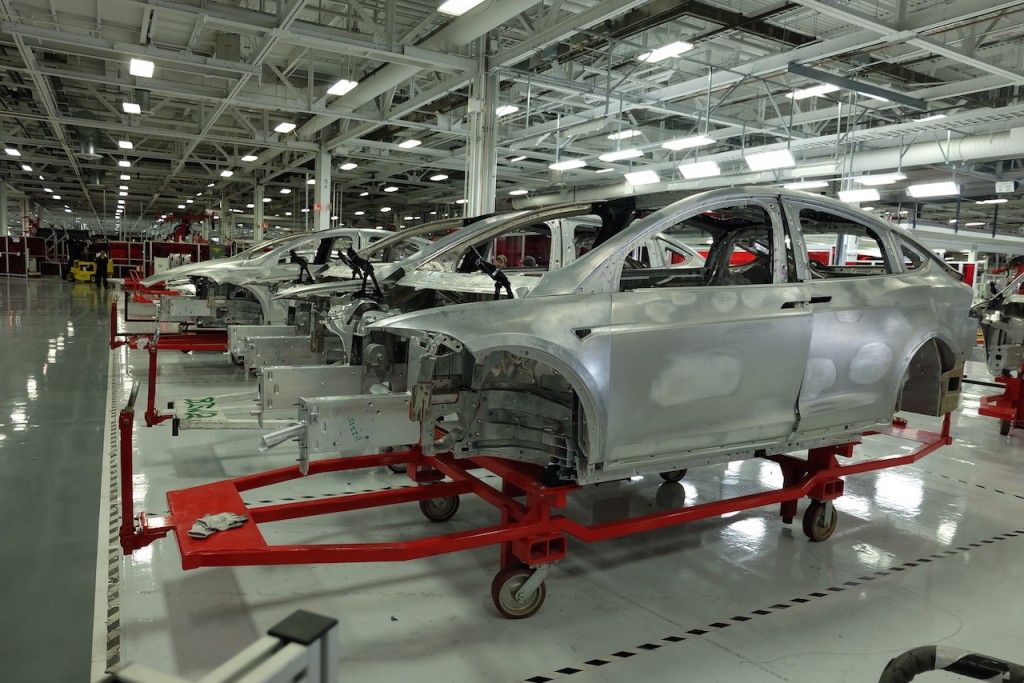 Kliknite na obrázok pre väčšiu verziu

Meno:	Factory-Model-X-Aluminum-Body-1024x683.jpg
Videní:	91
Veľkosť:198,5 KB
ID:	6774
