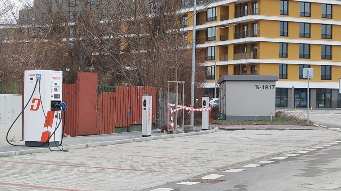 Kliknite na obrázok pre väčšiu verziu

Meno:	79545333_10157961639779166_4097422177890992128_o.jpg
Videní:	797
Veľkosť:166,6 KB
ID:	46323