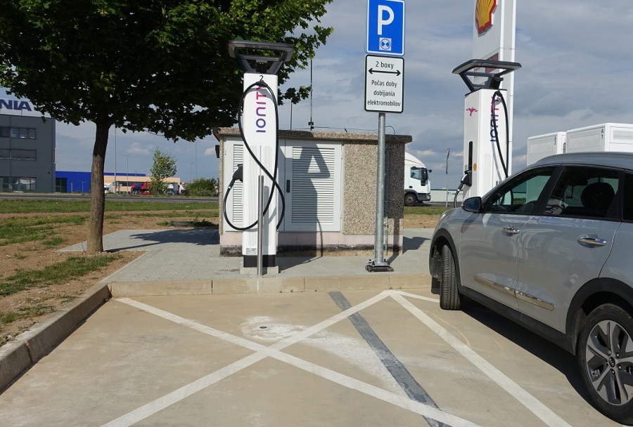 Kliknite na obrázok pre väčšiu verziu

Meno:	ionity.JPG
Videní:	975
Veľkosť:146,2 KB
ID:	54359