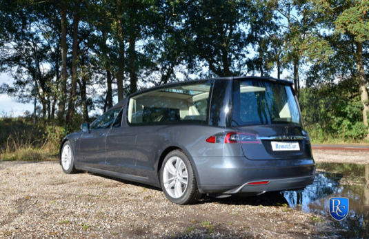 Click image for larger version  Name:	tesla-models-elektromobil-pohrebni-vuz-remetzcar-2.png Views:	7 Size:	399.0 KB ID:	11221
