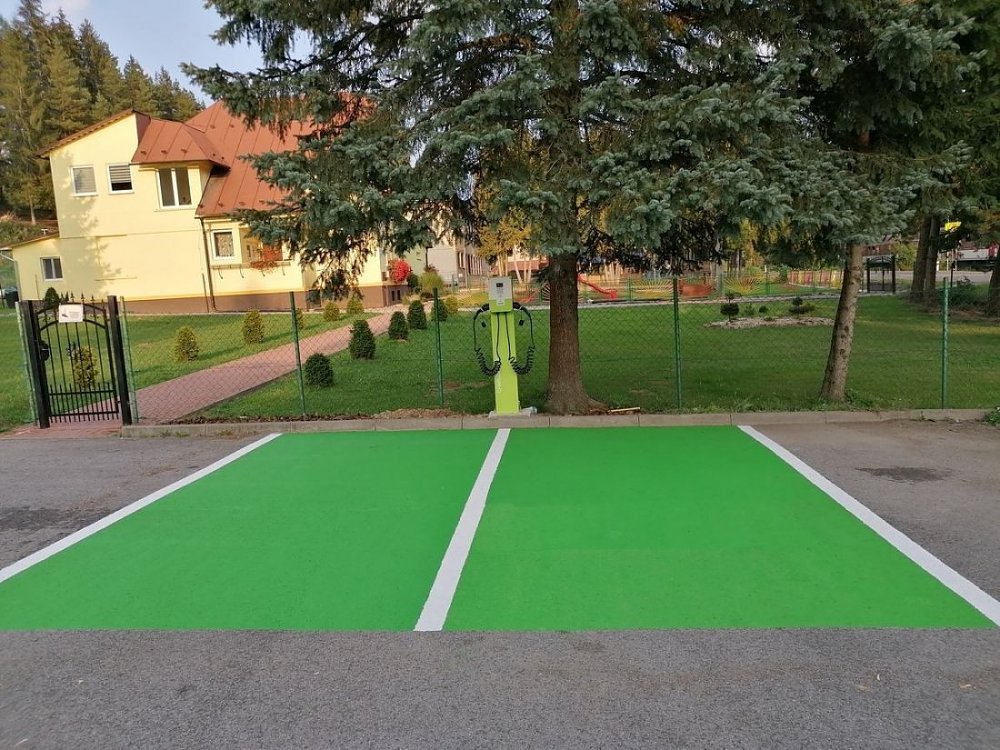 Kliknite na obrázok pre väčšiu verziu  Meno:	benus_male.jpg Videní:	0 Veľkosť:214,7 KB ID:	61449