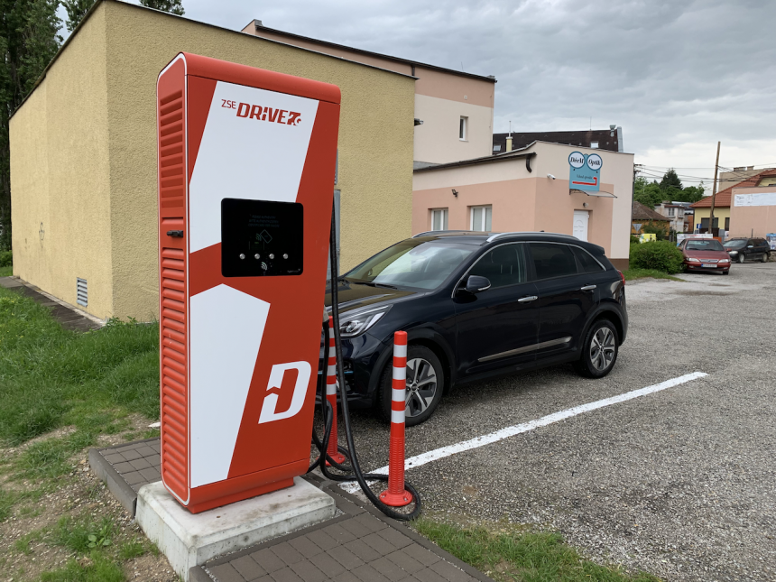 Kliknite na obrázok pre väčšiu verziu  Meno:	ZSE RV 1.png Videní:	0 Veľkosť:986,3 KB ID:	72600