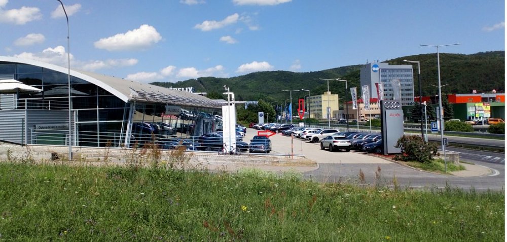 Kliknite na obrázok pre väčšiu verziu  Meno:	Autonovo BB ZSE.jpg Videní:	0 Veľkosť:140,5 KB ID:	74829