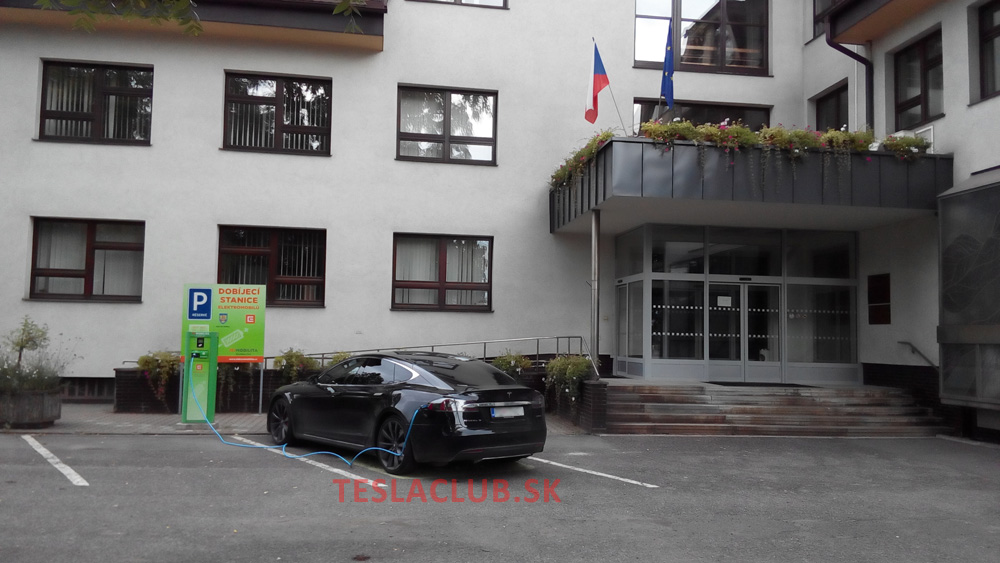 Click image for larger version  Name:	MestskyuradTrinec.jpg Views:	27 Size:	168.5 KB ID:	10129