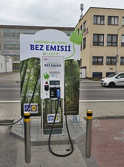 Kliknite na obrázok pre väčšiu verziu

Meno:	Lidl Puchov 1.jpg
Videní:	498
Veľkosť:170,6 KB
ID:	86383