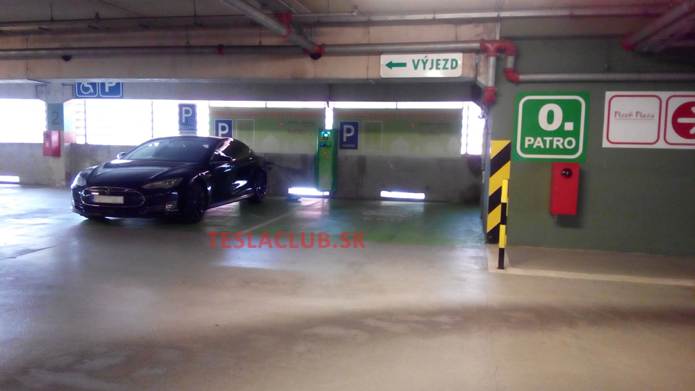 Click image for larger version  Name:	PlzenPlaza.jpg Views:	8 Size:	158.5 KB ID:	10127