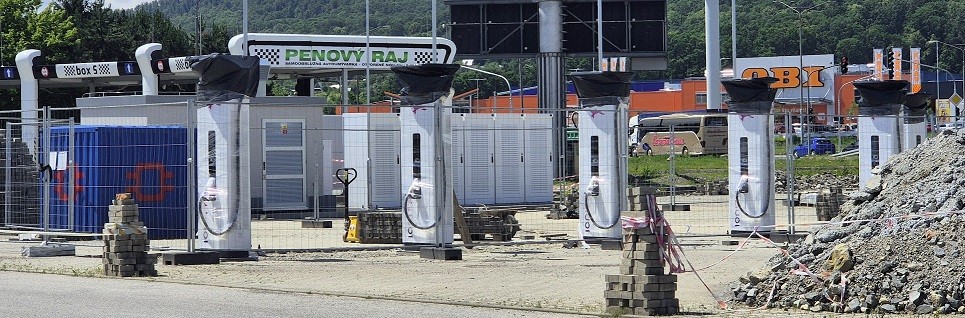 Kliknite na obrázok pre väčšiu verziu

Meno:	zv_ionity.jpg
Videní:	642
Veľkosť:163,5 KB
ID:	96319